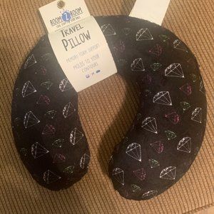 Travel Pillow  NWT  Memory Foam